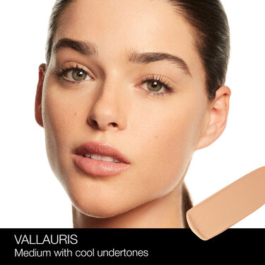 Soft Matte Complete Foundation, NARS Coveted Classics