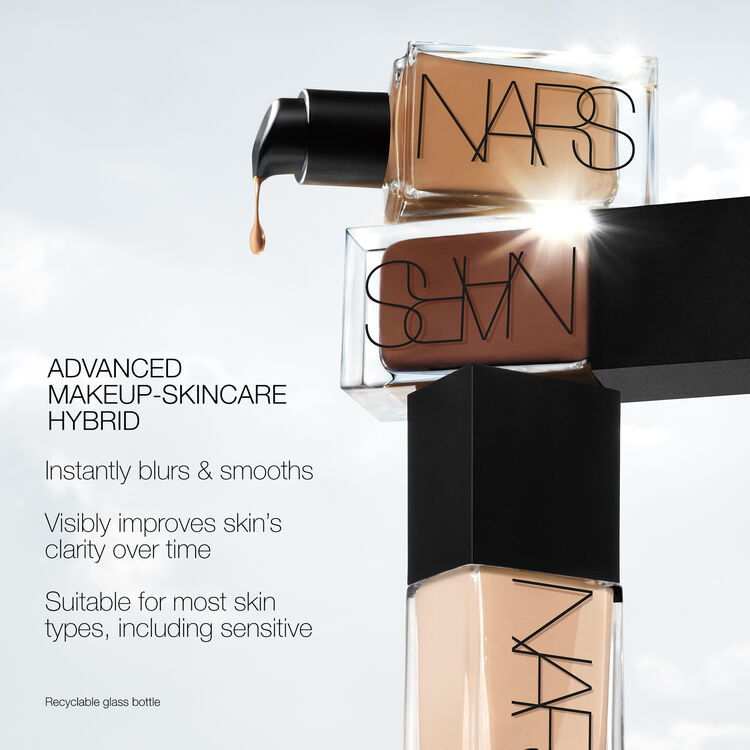 LIGHT REFLECTING FOUNDATION | NARS