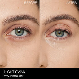LIGHT REFLECTING™ EYE BRIGHTENER