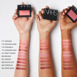 POWDER BLUSH