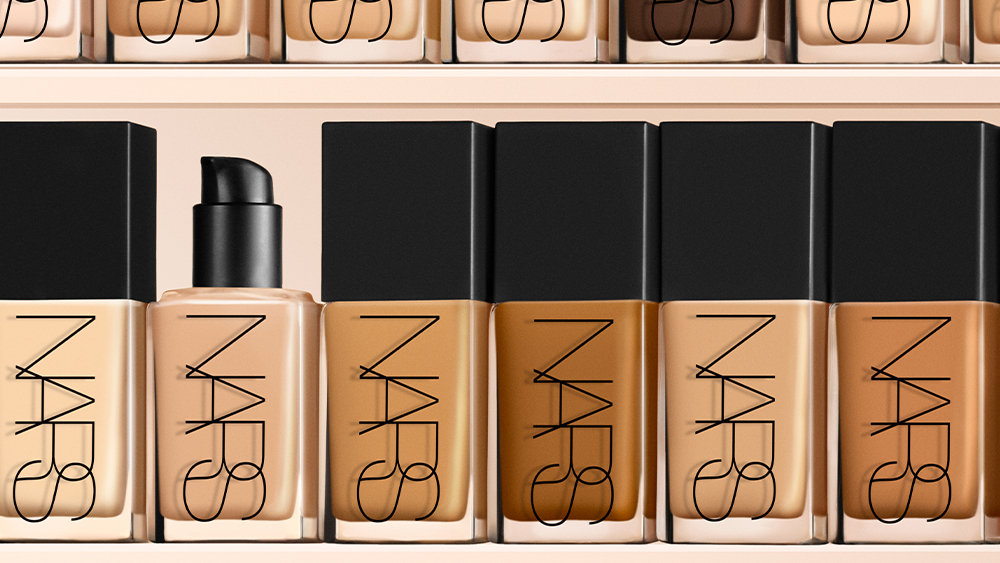 GET CAMERA-READY SKIN