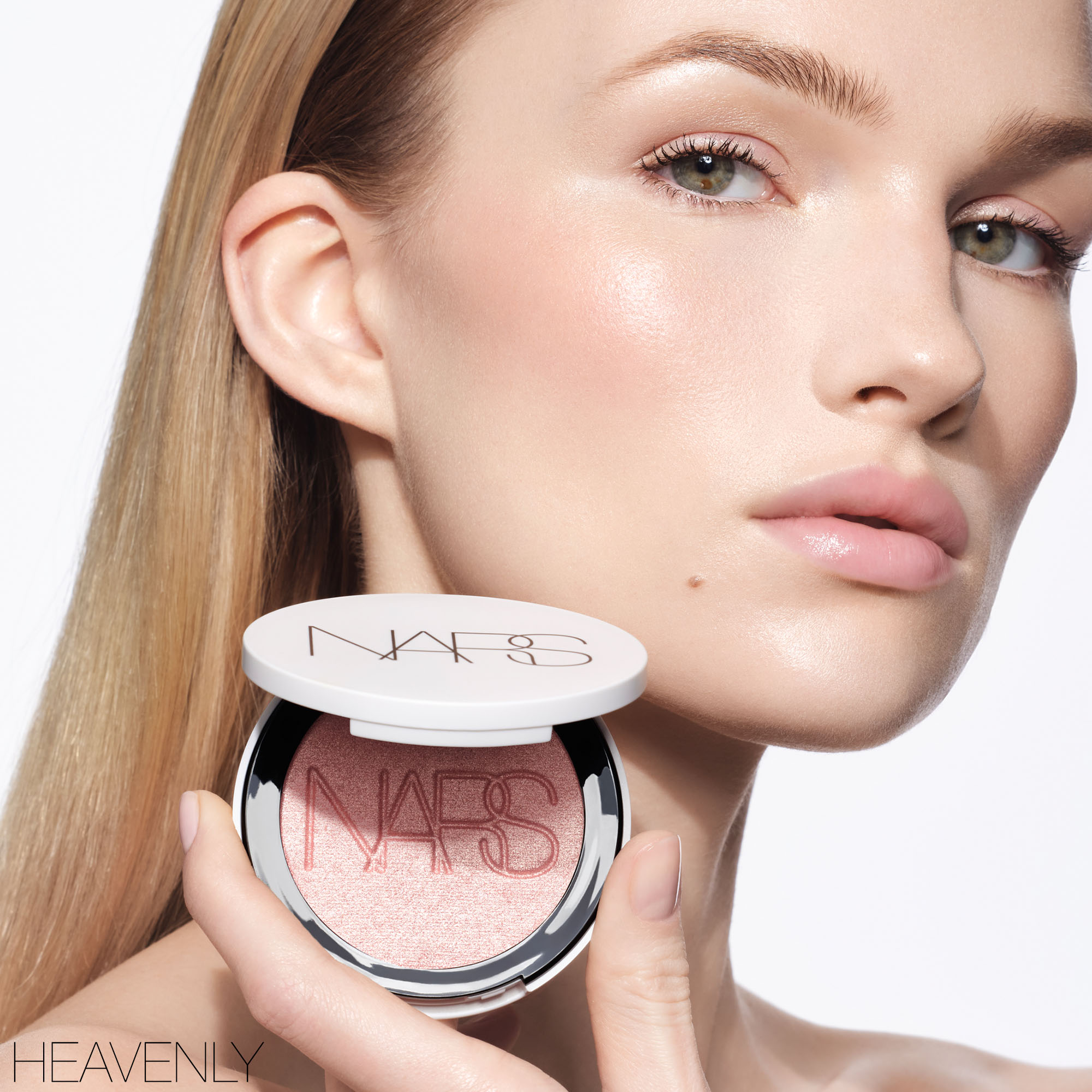 LIGHT REFLECTING™ LUMINIZING POWDER REFILL, NARS Face LIGHT REFLECTING™ LUMINIZING POWDER REFILL, NARS Face