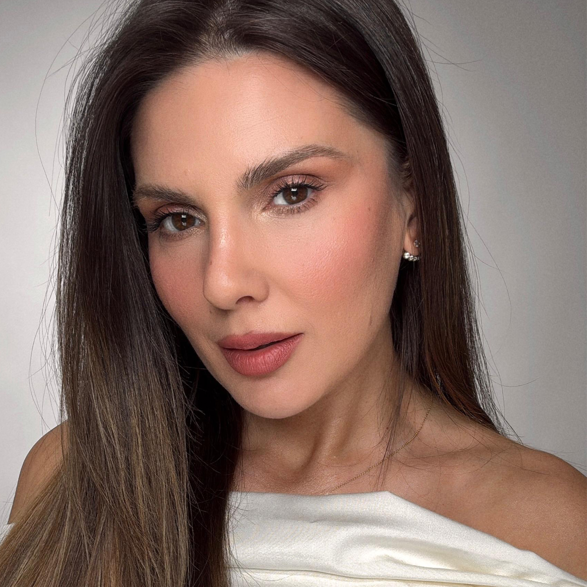 Andreea Ali Exclusive Bundle