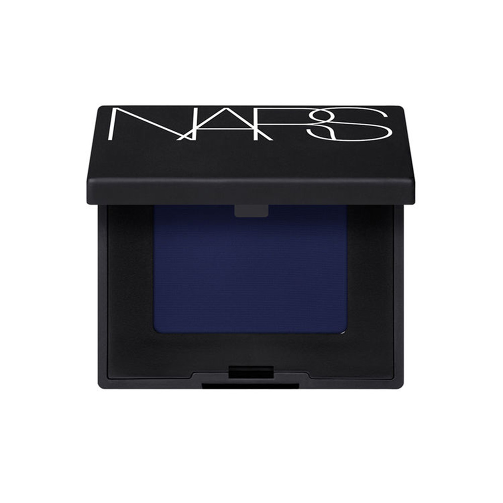 Single eyeshadow
